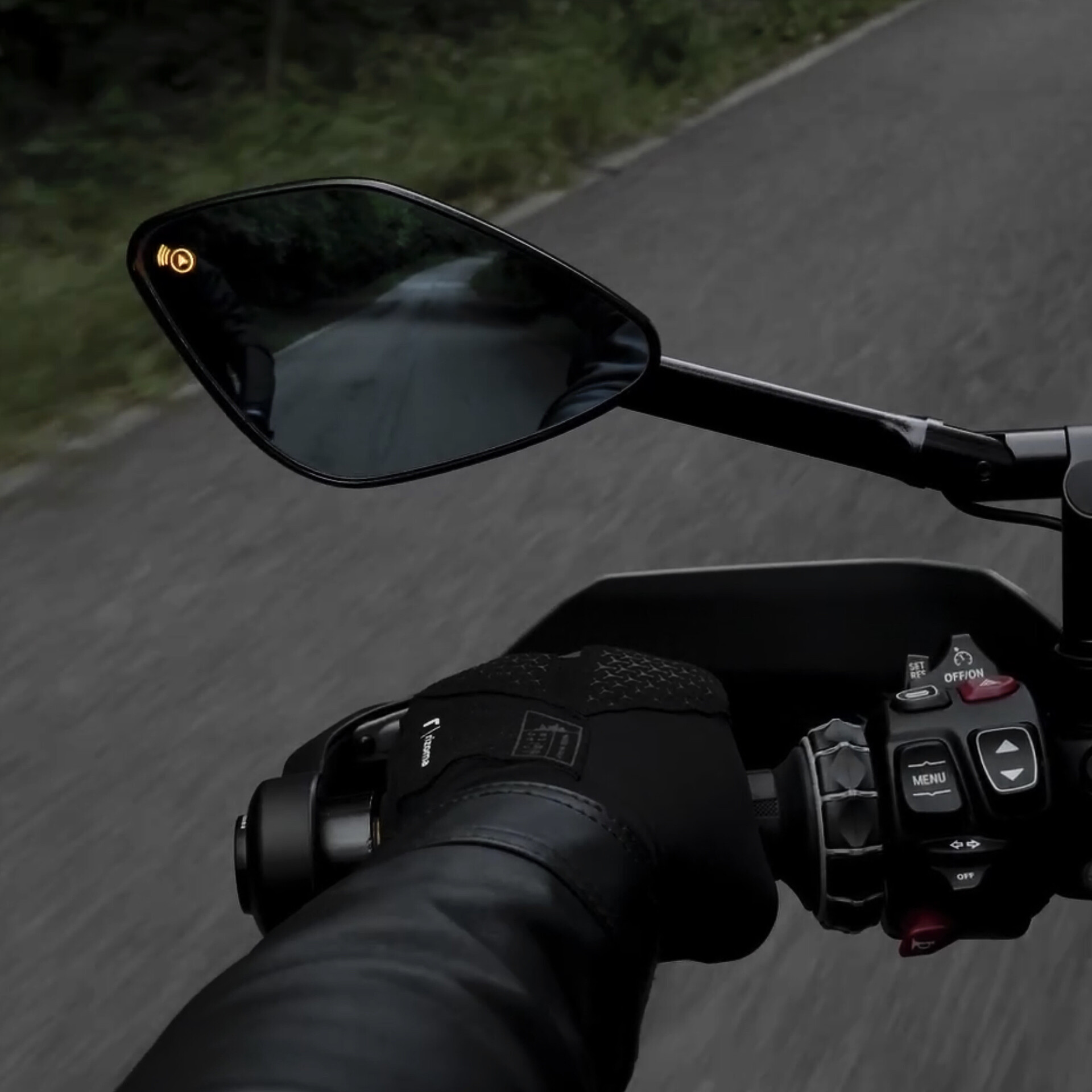 RIZOMA Rearview mirror ONE 2個セット
